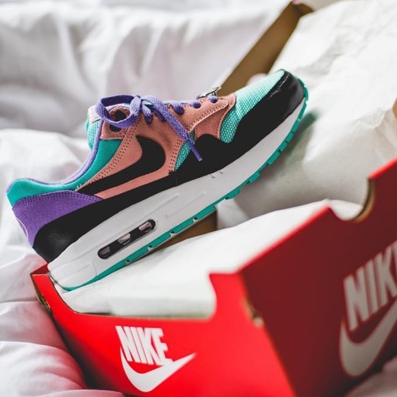 NWT Nike Air Max 1 - Picture 3 of 9